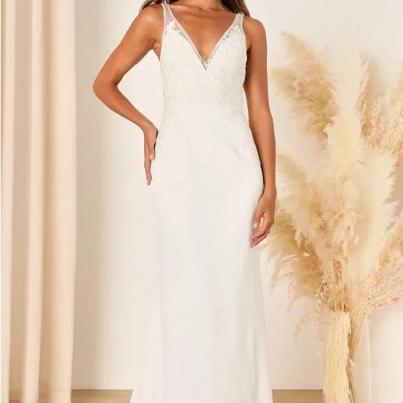 Lulu’s Precious Promise White Satin Embroidered Lace Mermaid‎ Dress Sz #0322 - Picture 1 of 10